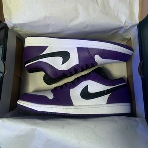Jordan 1 low court purple